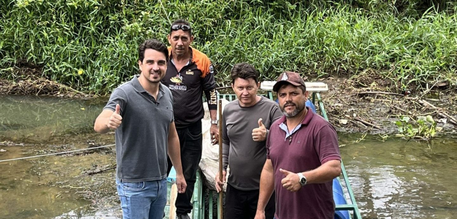 Irati instala primeira ecobarreira no Rio das Antas