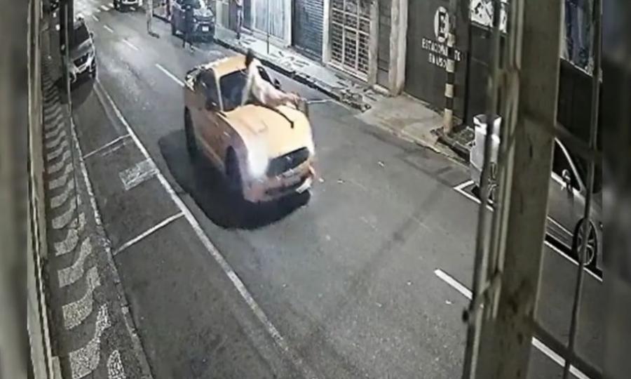 Homem é preso após dirigir Mustang com mulher sobre o capô em Ponta Grossa