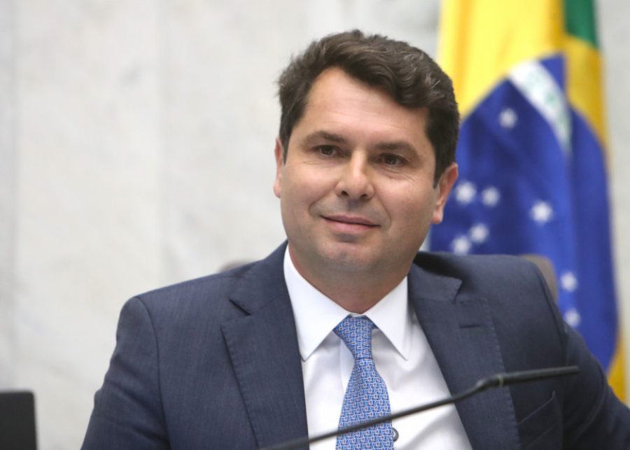 Câmara de Foz do Iguaçu entrega título de Cidadão Honorário ao deputado Alexandre Curi no dia 27