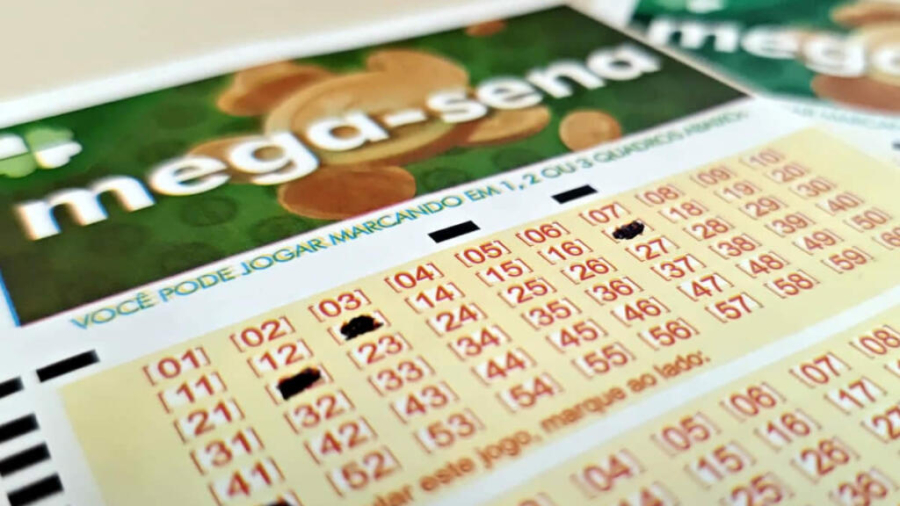 Mega-Sena acumula e apostas do Paraná levam mais de R$ 55 mil na quina