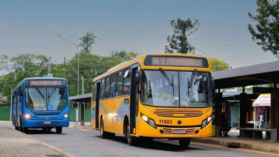 Greve no transporte coletivo é encerrada após acordo em Foz do Iguaçu