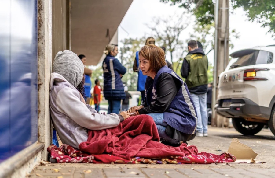 Frio intensifica acolhimento de pessoas em situação de rua em Foz do Iguaçu